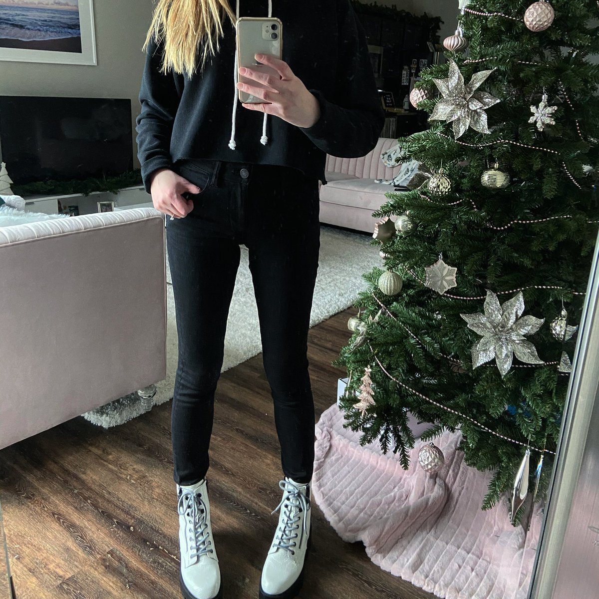 iamjennypennie's tweet image. Cozy Winter ❄️ #january #2021looks #fashionstyle