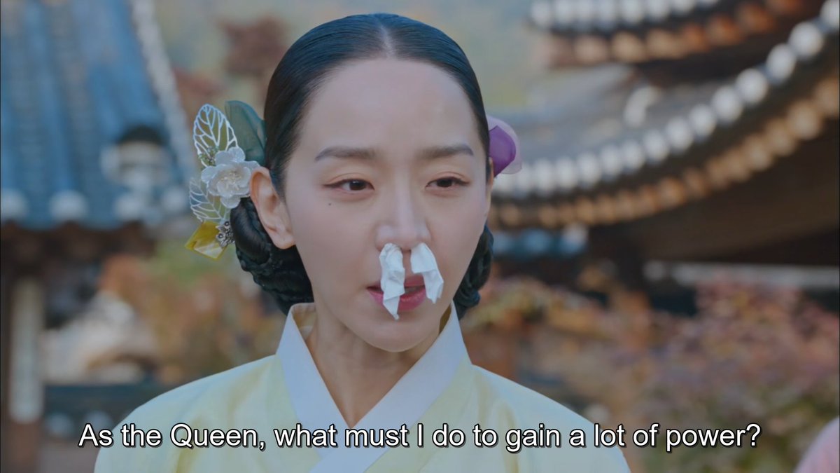 The drama also emphasizes that the only way for Sobong to maintain her status as queen is by giving birth to a prince. Whether she likes the idea or not, she had to go through this—likewise, the plot in the original novel and c-webseries. #MrQueenEp8  #MrQueen