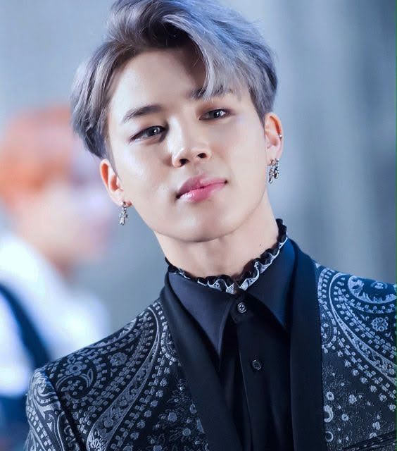 EntertaimentBts's tweet photo. 0% de Hate a Jimin #stophatejimin 🥺🥺🥺🥺😤😤💜💜💜💜 https://t.co/MkxiGBwpDw