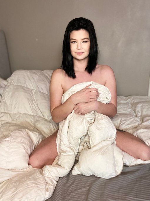 Come join me   RT 🤤🤤🤤  FOLLOW ME 😈😈🤤 https://t.co/xiq5usmmWQ<a href="/tag/sex"class="tags"><span>#sex</span></a><a href="/tag/porn"class="tags"><span>#porn</span></a><a href="/tag/nude"class="tags"><span>#nude</span></a><a href="/tag/ass"class="tags"><span>#ass</span></a><a href="/tag/glasses"class="tags"><span>#glasses</span></a><a href="/tag/doggystyle"class="tags"><span>#doggystyle</span></a><a href="/tag/milf"class="tags"><span>#milf</span></a>