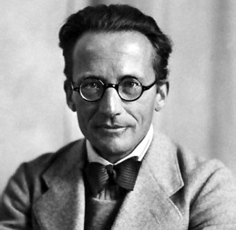 ale_vine's tweet image. El físico austriaco Erwin Schrödinger falleció #TalDíaComoHoy 4 de enero en 1961, desarrolló la formulación ondulatoria de la mecánica cuántica. Erwin recibió el Premio Nobel de Física en 1933 junto con Paul Dirac.