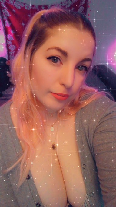 https://t.co/slnMHWP5D0  +  i dropped my onlyfans to 6.66$ https://t.co/8Ola4SP30G