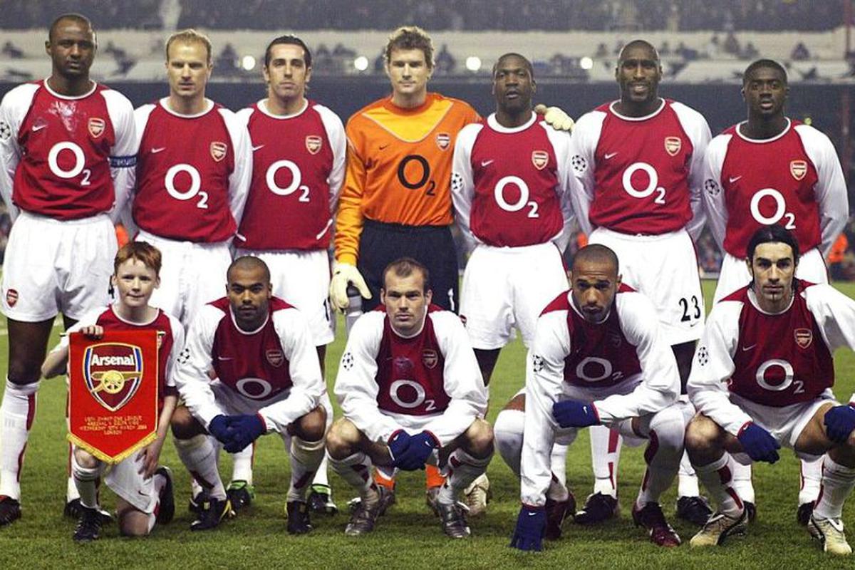  (THREAD) THE INVINCIBLESWe want to conmemorarse this recovery from  @Arsenal with this thread about The Invincibles.I wish you love this and you show it here, thanks to  @MesutGunner1 that helped me out with this thread!!