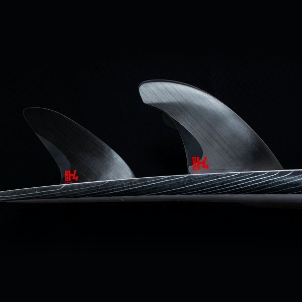 BlinkSurf's tweet photo. FCS II H4 fin is flexible and snappy yet has a speedy firm response. Visit the blog to read more about it - https://t.co/GwXH7zxbBt https://t.co/ozjIiD7js1