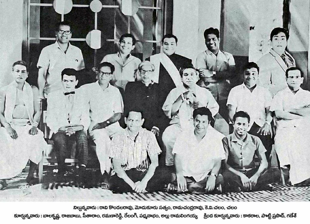 MD_AhmedJeelani's tweet photo. All TFI comedy actors of yesteryear at one place #RareOne https://t.co/Ar1td06ffo