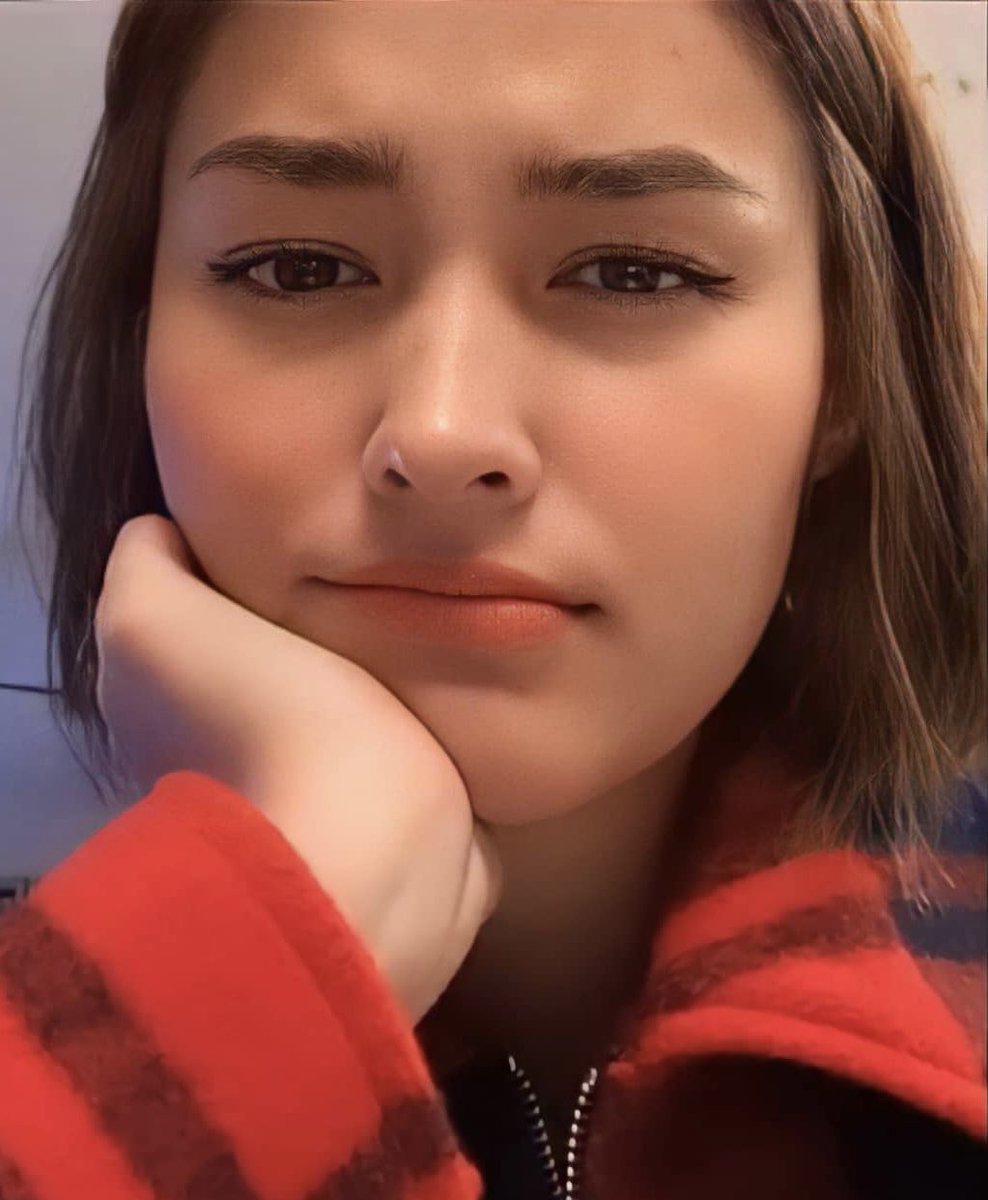 lizquenvibe's tweet photo. HAPPY BIRTHDAY MISS LIZA SOBERANO https://t.co/J3dDAGPTY4