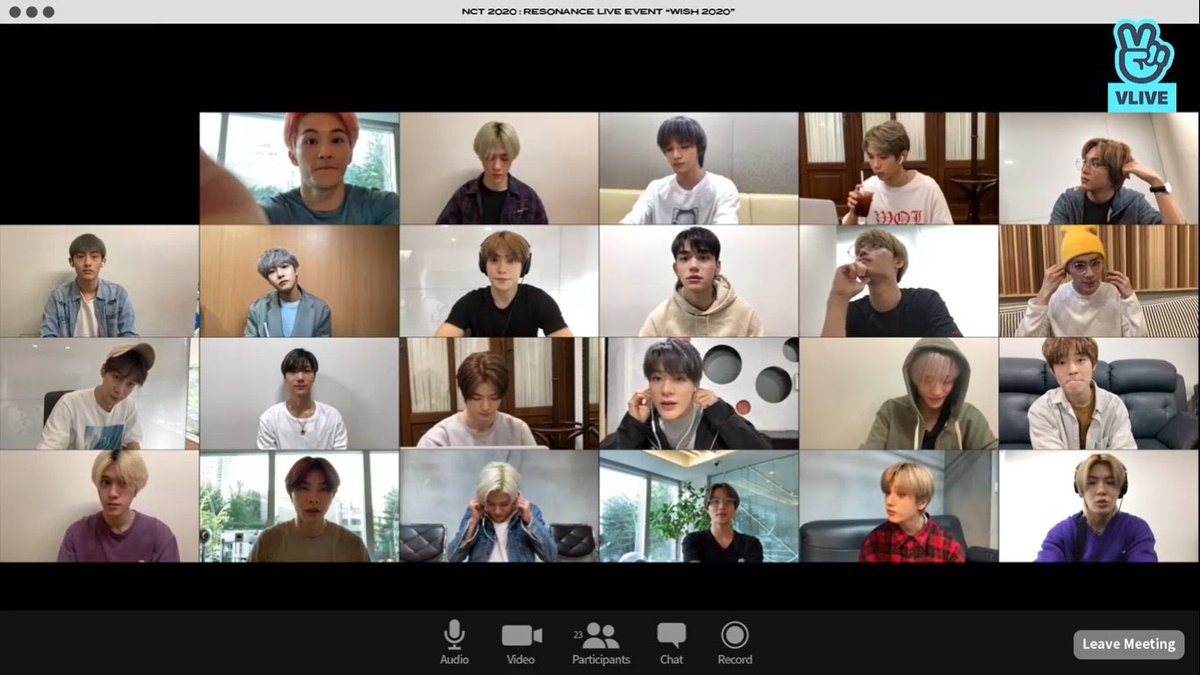 เรียนออนไลน์เพื่อนเซคเราตั้งใจเรียนกันจัง