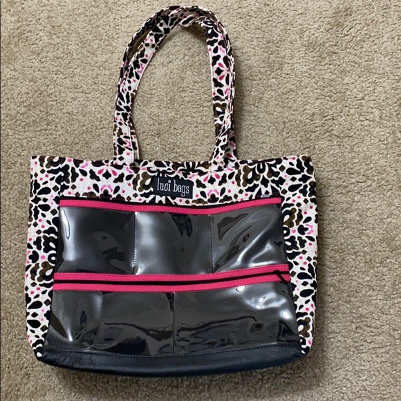 BethBGoad's tweet image. So good I had to share! Check out all the items I&apos;m loving on @Poshmarkapp #poshmark #fashion #style #shopmycloset #merona #nike #lucibags: posh.mk/QpOufPPmLcb