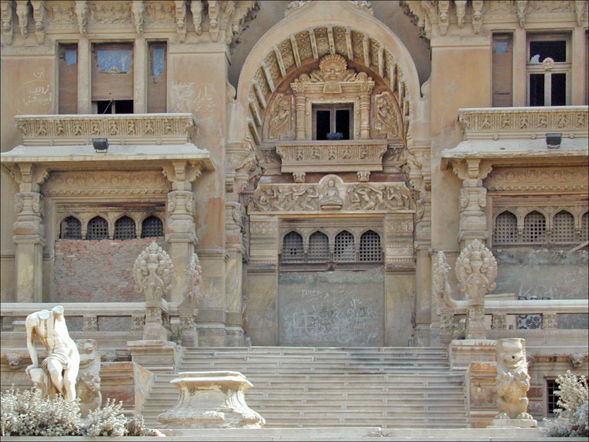 'The Baron Empain Palace' better known as 'Le Palais Hindou (literally, The Hindu Palace)', is a distinctive and historic South Indian  #Hindu temple inspired mansion in Heliopolis, a suburb northeast of central Cairo, Egypt. .. Continue...