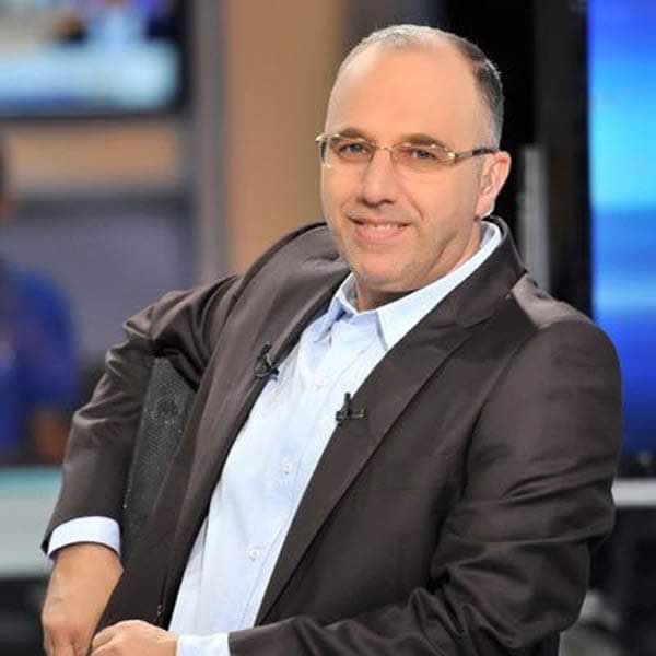 souheildiab's tweet image. صباح المنار حزين
ضوء جمالها غاب
كنا على أمل ان تعود
فما دنت ساعتك السابعة والنصف
ولا الفاصل عاد...
#علي_مسمار