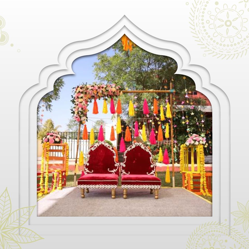 shaadiwalajpr's tweet photo. Why is the decor of your haldi stage important?
So on your haldi function, ofcourse, it's where bride or groom will be seated that's the main attraction!
Go subtle with your haldi stage decor when you can go as bright &amp; happy at this!!

Follow: @shaadiwala_jaipur https://t.co/6FpQd69O2m