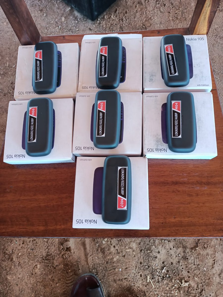 KenyaLotus's tweet photo. New year, new strategic methodologies to review coordination amongst across border peace structures for JIE and TURKANA. 7 mobiles phones with registered lines have been handed to Jie peace committee's whilst Turkana end shall receive 8. 
@WHH_Kenya 
@TurkanaCountyKE 
@Refugees https://t.co/s074nrB0qr