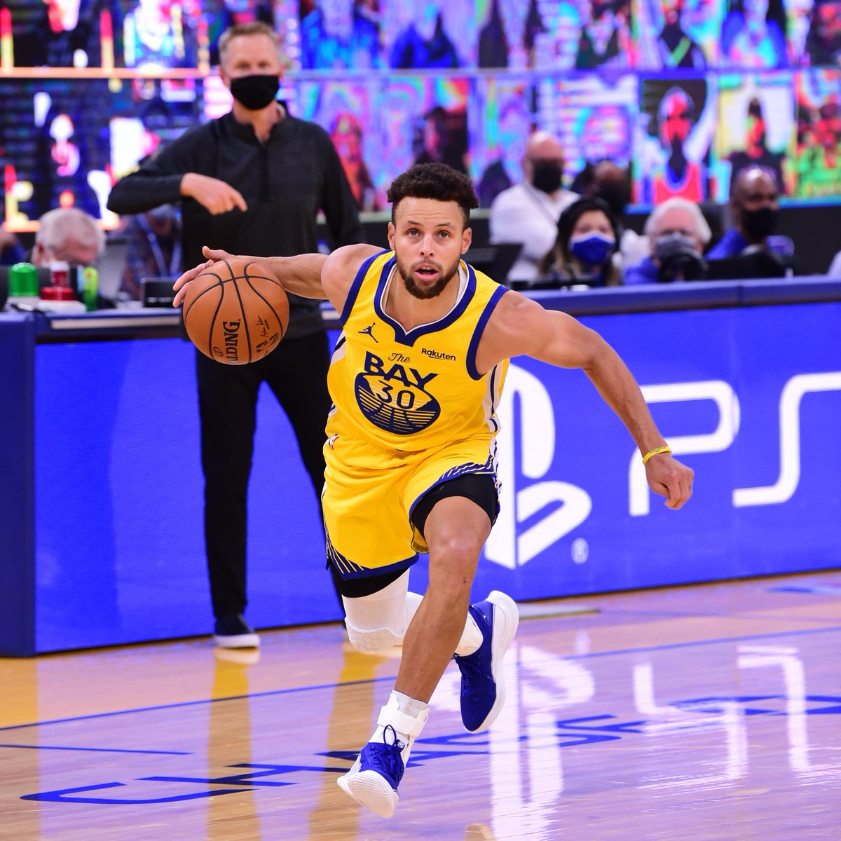 NBA players take to Twitter in awe of Steph Curry's 62-point performance