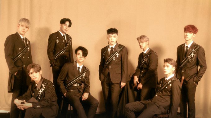 ATEEZ's Performance Clothes in WONDERLAND ERA...a Wonder-filled thread— #ATEEZ  #에이티즈  @ATEEZofficial