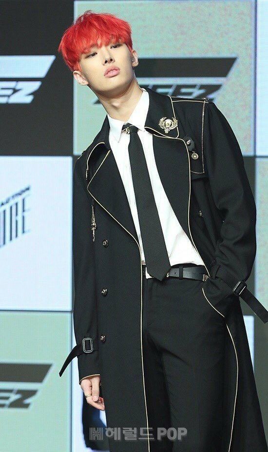 ATEEZ's Performance Clothes in WONDERLAND ERA...a Wonder-filled thread— #ATEEZ  #에이티즈  @ATEEZofficial