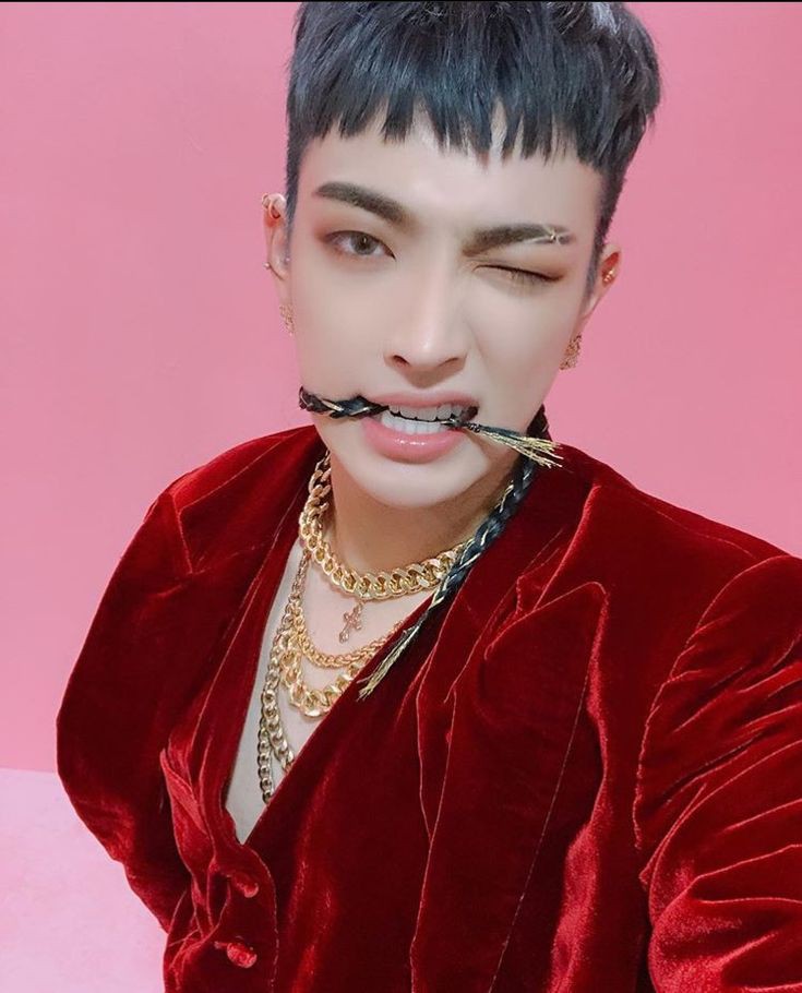 ATEEZ's Performance Clothes in WONDERLAND ERA...a Wonder-filled thread— #ATEEZ  #에이티즈  @ATEEZofficial