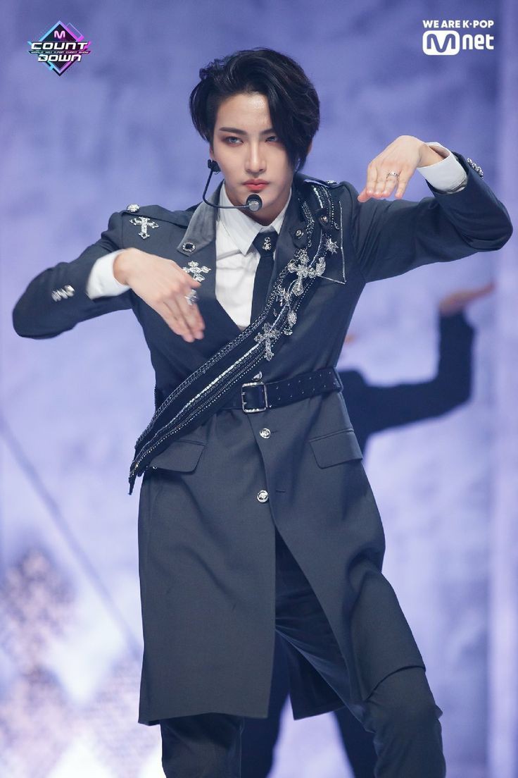 ATEEZ's Performance Clothes in WONDERLAND ERA...a Wonder-filled thread— #ATEEZ  #에이티즈  @ATEEZofficial