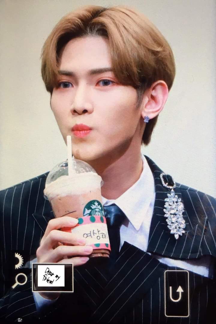 ATEEZ's Performance Clothes in WONDERLAND ERA...a Wonder-filled thread— #ATEEZ  #에이티즈  @ATEEZofficial