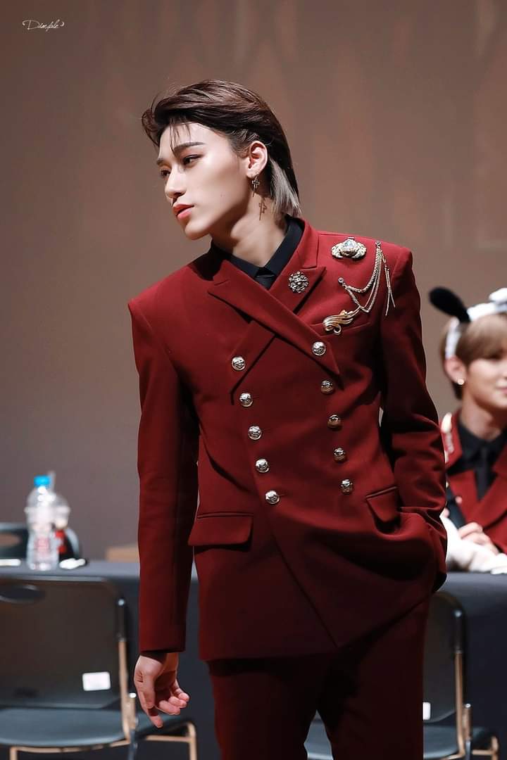 ATEEZ's Performance Clothes in WONDERLAND ERA...a Wonder-filled thread— #ATEEZ  #에이티즈  @ATEEZofficial
