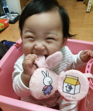 CookyBT216's tweet photo. + harsh punishments because this ain't an accident as they claim, but the murder of a little, beautiful and pure soul by physical abuse...
#RIPJUNGIN
#정인아_미안해
#정인아미아해
#SorryJungin
#JusticeForJungin https://t.co/HCFiKqRNA4