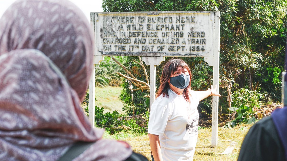 TourismMalaysia's tweet photo. A self-guided tour of heritage trail that covers 20 different landmarks such as old historical places, war memorials, mosques, temples, churches, and various cultural sites in Teluk Intan.

More info: https://t.co/iClhTc3mBi

#travelperaklah #cuticutimalaysia https://t.co/WZEe76WqVU