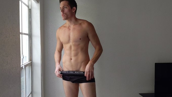 Screen shots from some content that I filmed last week, what do you think??  #homemadeporn #amateurporn<a href="/tag/abs"class="tags"><span>#abs</span></a><a href="/tag/photography"class="tags"><span>#photography</span></a><a href="/tag/kennethcole"class="tags"><span>#kennethcole</span></a><a href="/tag/amateurporn"class="tags"><span>#amateurporn</span></a>