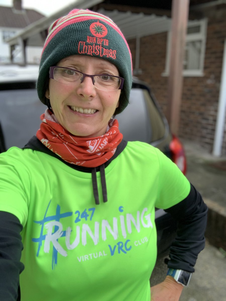 dulciedarling1's tweet image. Just over 10miles done!! Lush start to the week #redjanuary2021 #sportinmind 💙 #TrihardREDjanuary #247RUNNING #ukrunchat #runr  it was a tad chilly 🥶 ❄️