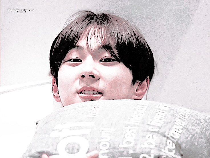 ⋆ 𝐀mꪮure . tweet media