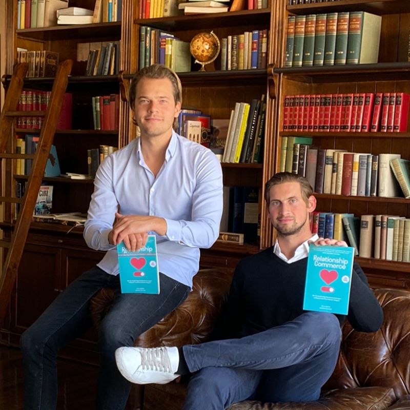 wibbeken's tweet photo. We wrote a #book! It’s about how to build long-term customer relationships. It's based on some of the most important and hard-earned insights we gained with our #startup over the past 4 years https://t.co/W0zaoymds1 https://t.co/1gNScuE8NF