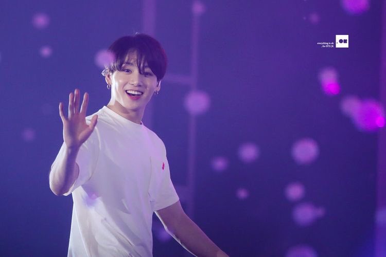 jungkook pictures that look taken from a kdrama ; a thread