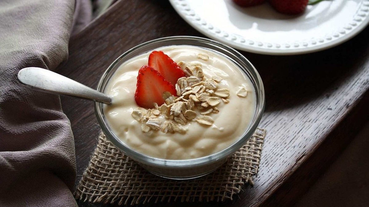 El #Yogur en tiempos de Covid-19 #Consumo #COVID19 conmuchagula.com/el-yogur-en-ti…