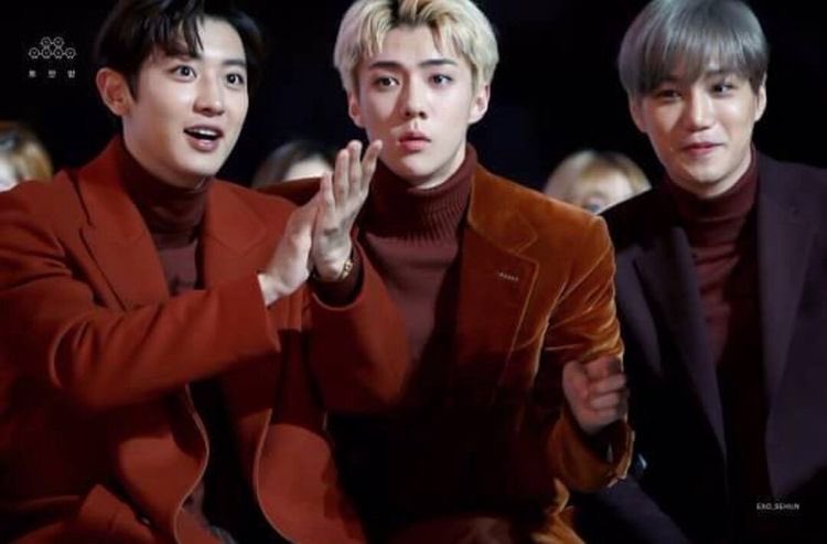 ELLE12 9412 8812 แด่ EXO 9 คนผู้เป็นนิรันดร์ tweet media