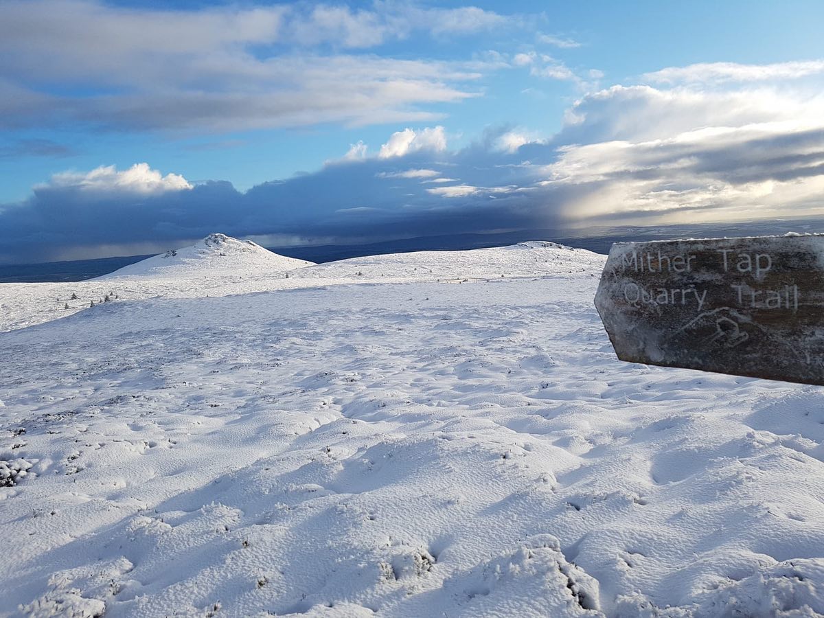 📍 Bennachie, Aberdeenshire

Bennachie looking like a winter wonderland yesterday❄️

Our FTD Shire correspondent reported a snow-free car park but further up the hill the snow appeared, and it was deep. Best dig out the snowsuits for this one folks!🥾

#FitTaeDee #Aberdeenshire