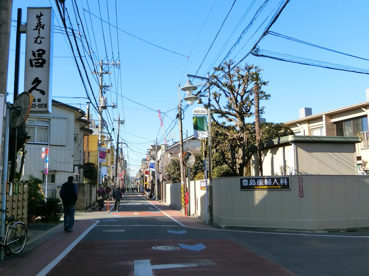 Takum Kojima ０１月０４日 散歩 西荻コースを歩いた 西荻窪駅北口 西荻北銀座通り 西荻シルクロード Saint Germain 西荻シルクロード突当り右折 中央線ガード下 ダイソー西荻南店 神明通り 生そば 昌久 豊島産婦人科 神明通り 西荻南口 仲通街 ちょ