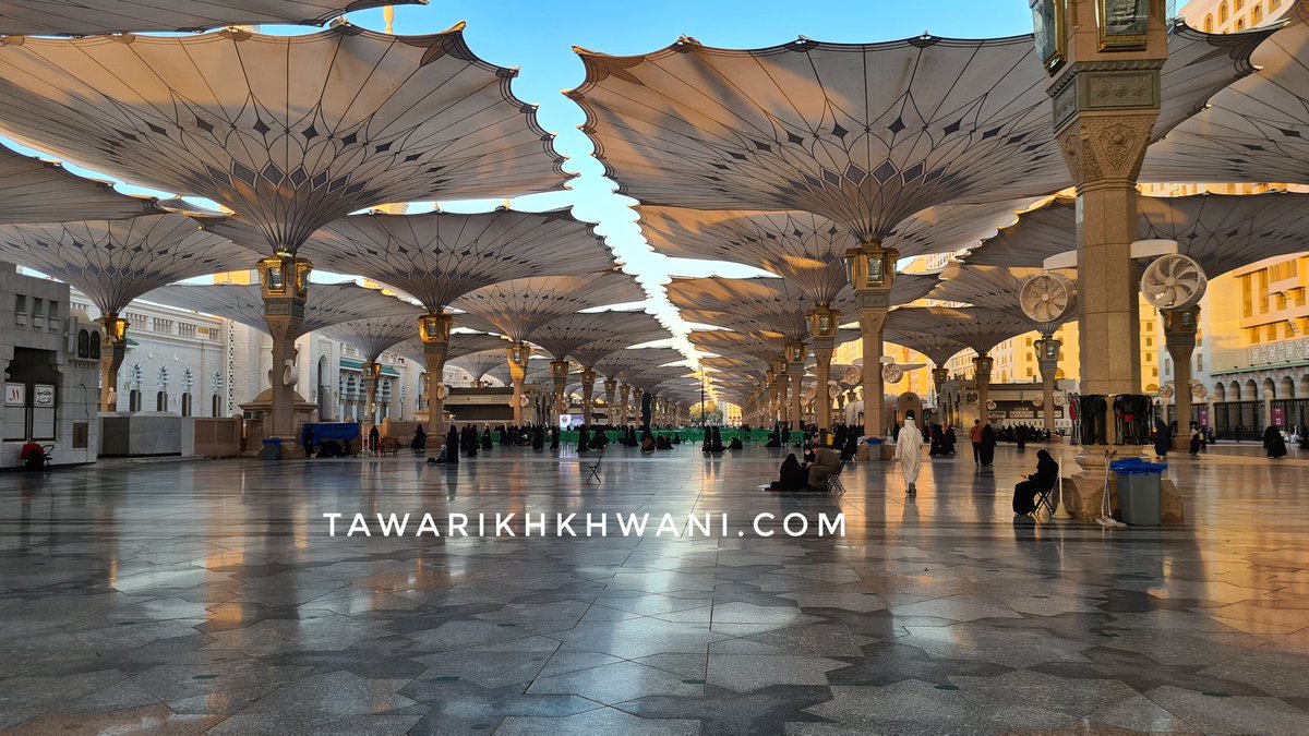 tawairkh's tweet photo. Today's morning somewhere in Masjid Nabawi 
#Mosques #Historicalmosques 
@MuslimCulture 
@mosquesty https://t.co/icTYQwC4HB