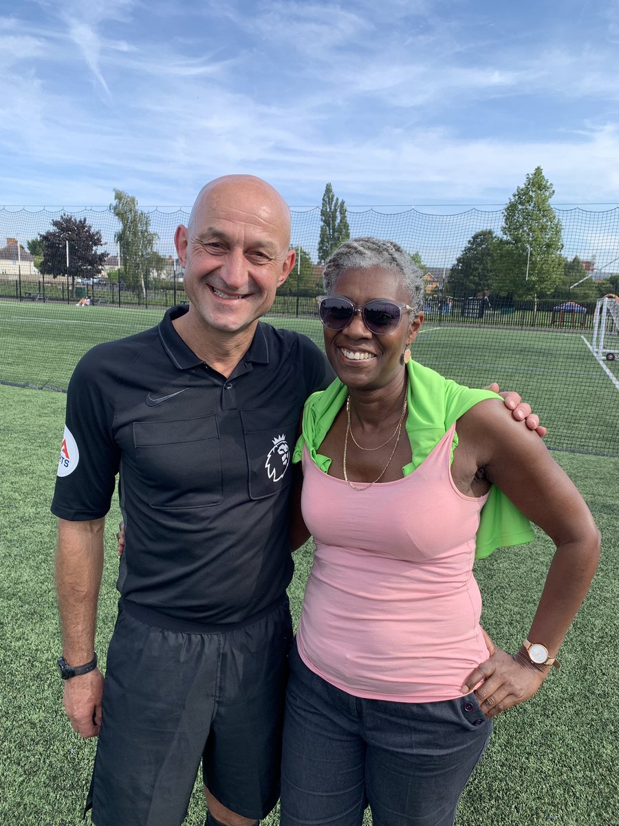 KickOffAt3's tweet photo. @ronald_lungu Due to your fantastic leadership along with your team &amp; key stakeholders we have formed life long  great relationships. Former @premierleague referee Roger East is now one of our #Kickoff@3 Ambassadors.

https://t.co/kPaIKzyn6r

@afherb 
@VCP_UK 
@ShaunPascal 
@Outofthe_Shadow https://t.co/vDbizsslpL