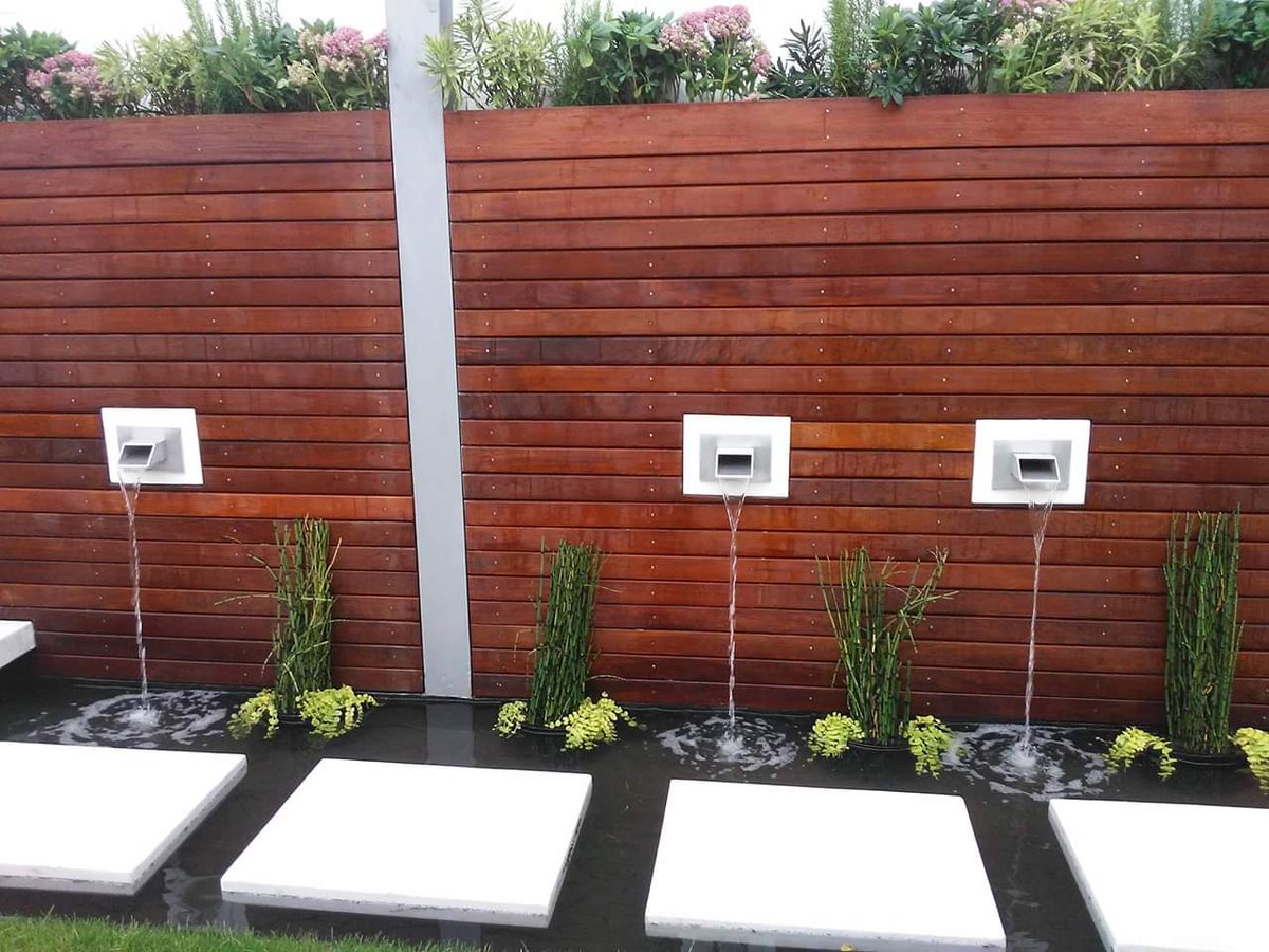 Planen Sie jetz ihren #Garten mit Wasser in #Aachen #Geilenkirchen für 2020, damit Sie den Sommer genießen können in Ihren neu angelegten Garten.
dream-gardens.de
Foto: Jos Vijgen