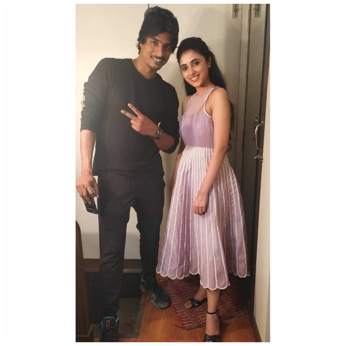 Priyankaanivi's tweet image. Cuteeee Papa🙈😘♥️
#Chellama Shoot Completed💃🏻😘🧚🏻‍♀️
#Doctor 💥