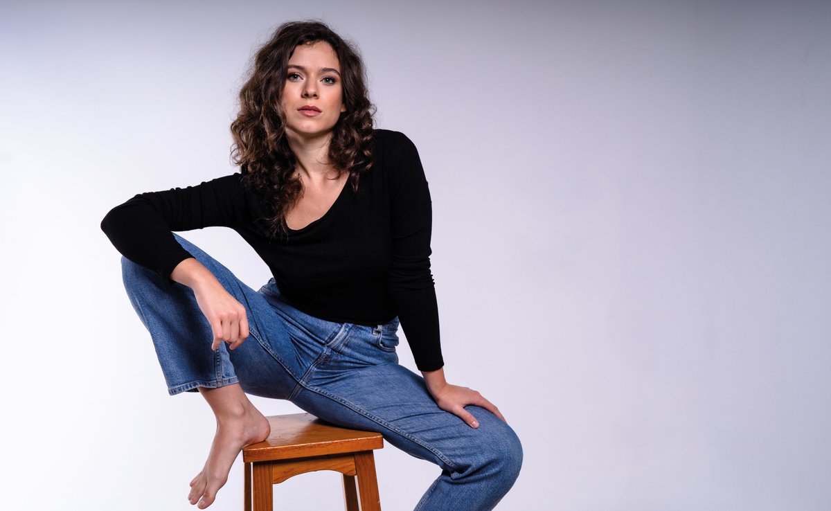 LMC_Oficial's tweet photo. Inocente, creativa y todo una actriz en potencia. Clara Garrido tiene claro que “La cultura es segura y es esencial para no volvernos locos" https://t.co/WQTyuTQzY5 https://t.co/aVhYi8bp7f