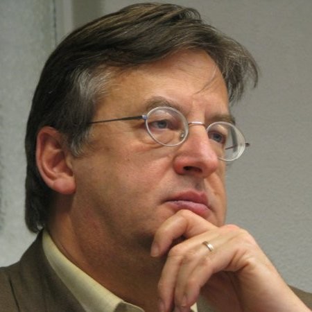 Kicking off 2021 with new energie: On 6 January Vincent Merk will host our first event of the new year. 
Visit our website for more information: bit.ly/3nDrnQ3
Or sign up directly via: bit.ly/3n7QidD

#HappyNewYear2021 #DiversityandInclusion #wellbeing #SietarNL