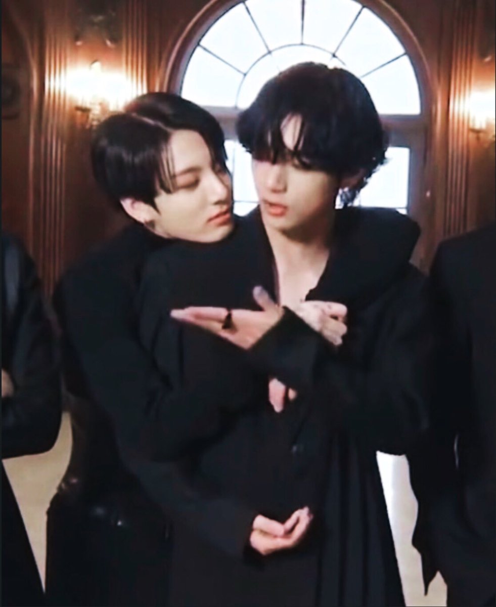 cutest taekook photo sequences - a thread bc i miss them 