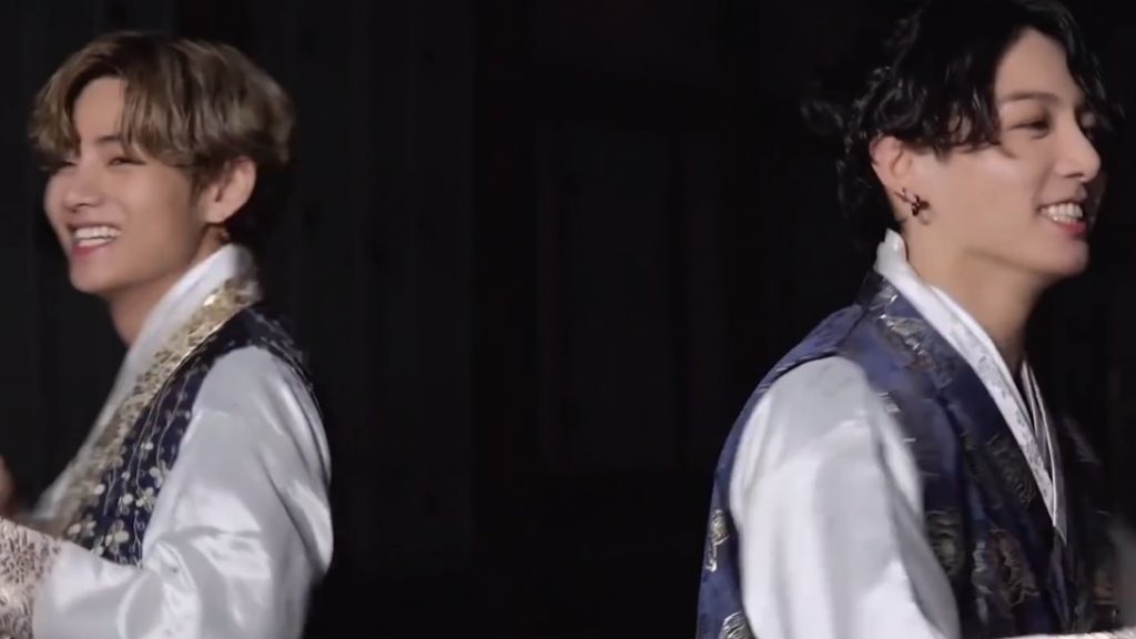 cutest taekook photo sequences - a thread bc i miss them 