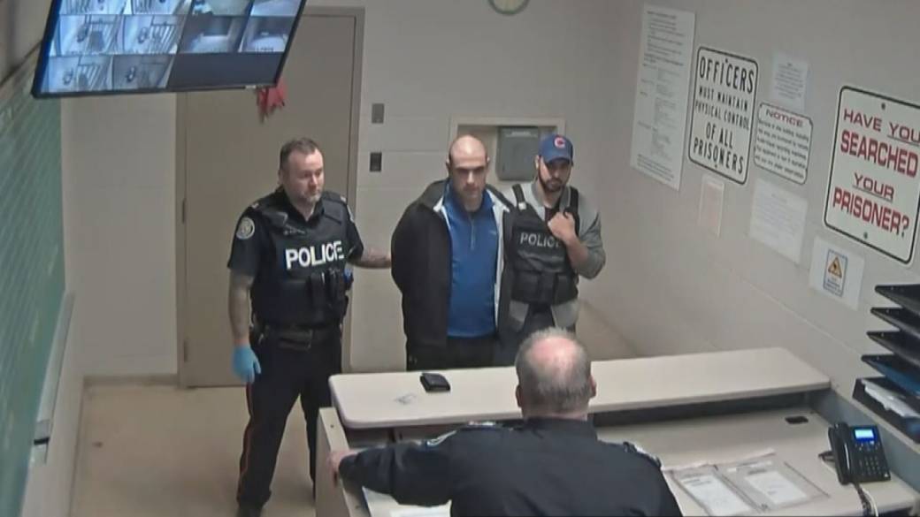totalcrime's tweet photo. He hired a van and drove it down the sidewalk in Toronto, running over and killing 10 people. Alek Minassian was not a jihadist. So why did he do it? And was it wrong of his defence team to try and blame his #Autism ? #Minassian
https://t.co/5NV8uxsAIX https://t.co/cpiRM45Chs