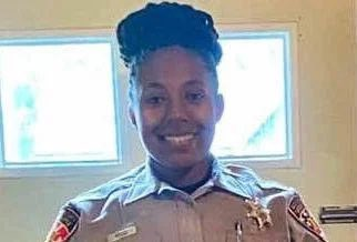 Deputy LaKiya Rouse, 26, died after testing positive for  #COVID19. She worked as a bailiff at the Guilford County Courthouse in Greensboro, North Carolina