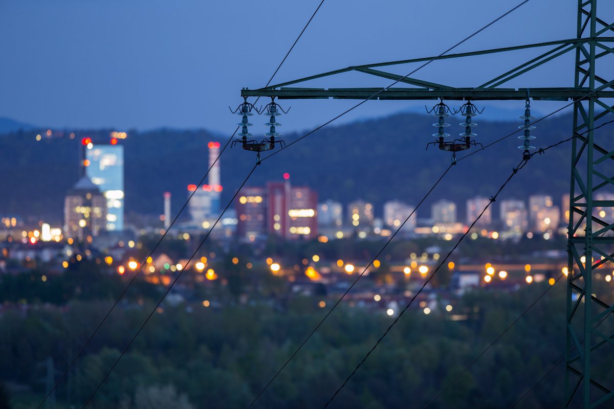 🟢ACER #approves the #methodology for the use of #congestion #income when allocating ⚡️#electricity #crossborder #capacity proposed by #TSOs on 3 July 2020.

Read more👉: acer.europa.eu/Media/News/Pag…
