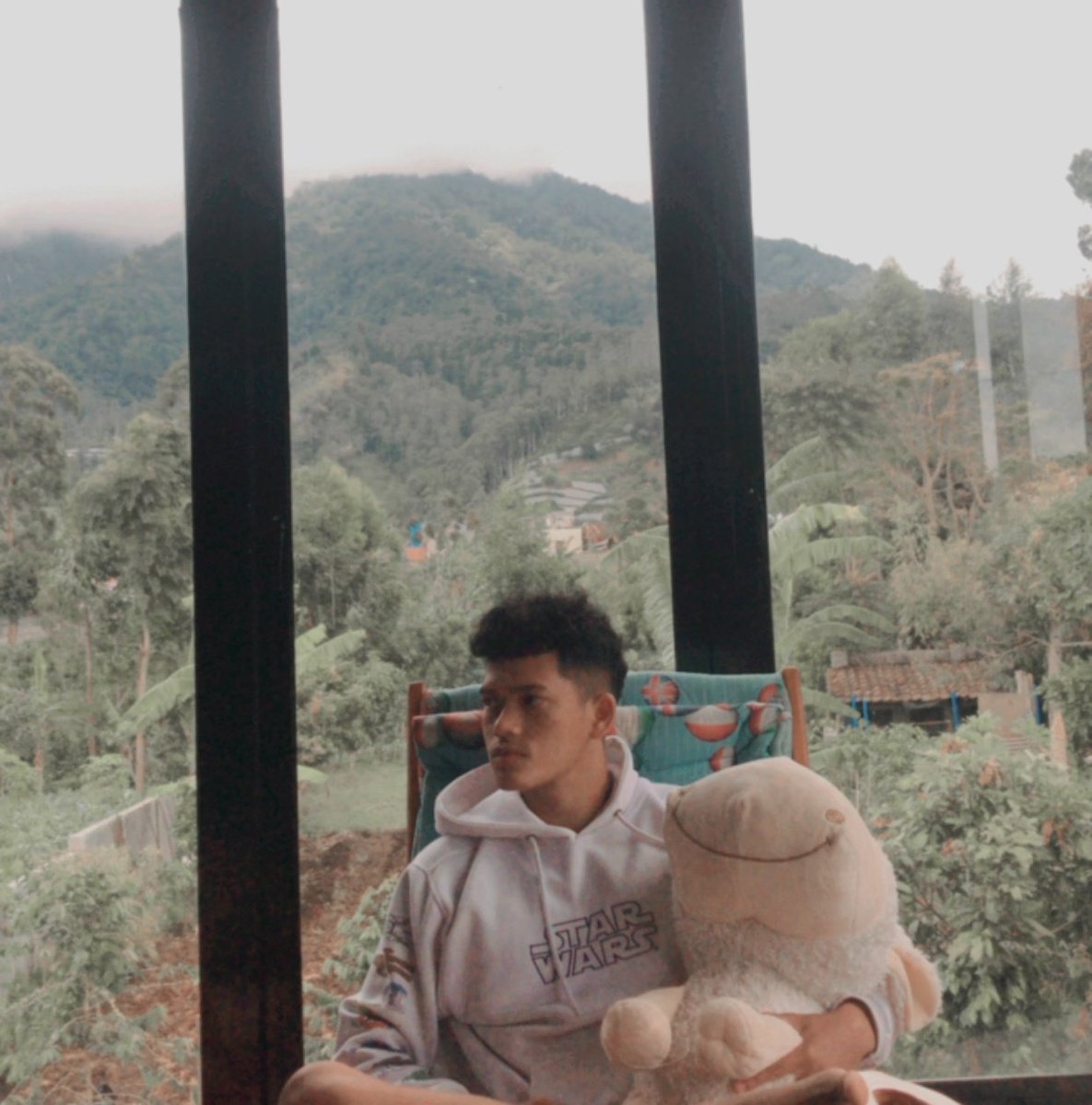 berwarnabiruu's tweet photo. pengen dong punya pacar https://t.co/WdAAweFAS6