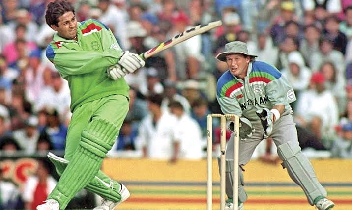 Inzamam-ul-Haq made his ODI debut against West Indies on 22 November 1991 and made a good start by scoring 20 and 60 in two matches. It was a quiet good start of his career and after that who knows that he would be One of the Pakistan's All time Great!!