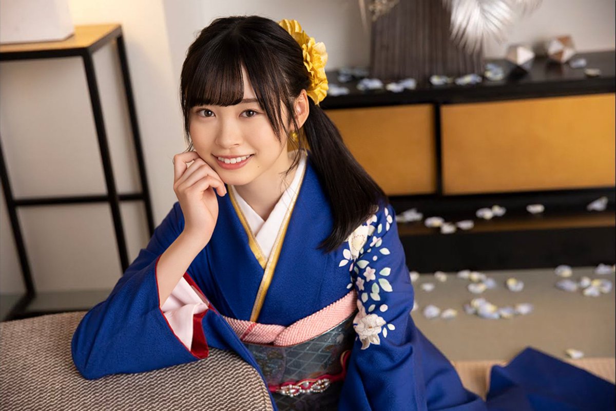 ユニゾンエアー 写真 日向坂46 髙橋未来虹 日向坂46 #高橋未来虹 #京都着物レンタル夢館 振袖: 青 桜と辻が花(絹
