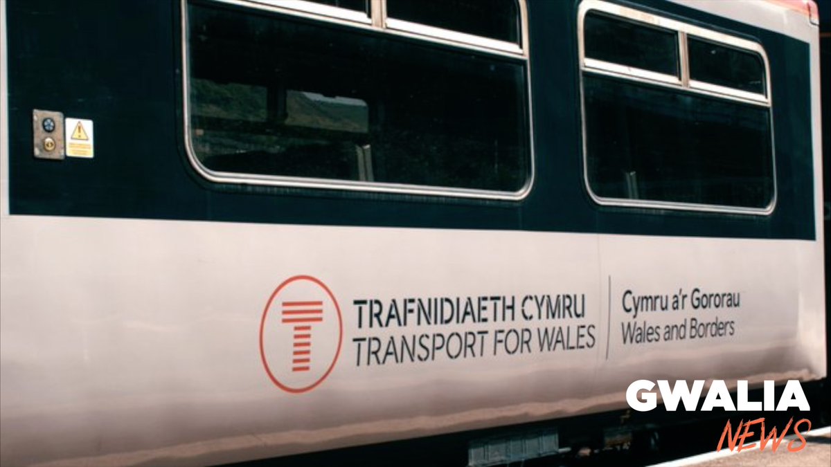 In order to travel from Caerdydd to Conwy, then you first have to take a long detour through England.This makes Cymru unique in Europe in being the only country that you can’t traverse by train without having to spend most of the journey passing through the country next door.