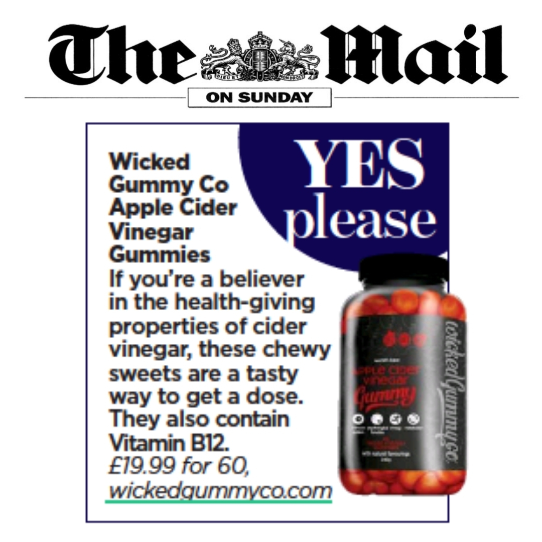So what’s all the fuss about? 🤓🍎
Apple cider vinegar has antimicrobial and antioxidant effects which aid with weight loss, helps reduce cholesterol and contributes towards lowering blood sugar levels.
#healthyinsideandout